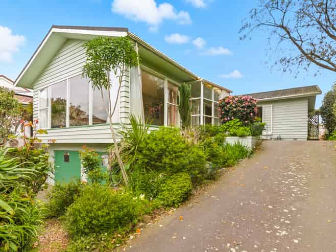 141 Matatua Road, Raumati Beach