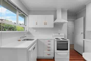 2A Ashby Avenue, Saint Heliers