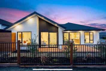 Auckland - Address withheld