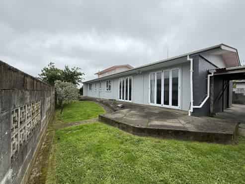 9A Islington Street, Trentham