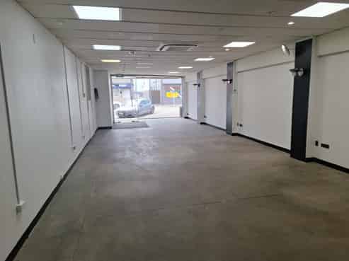 Top Retail Option on Devon Street East