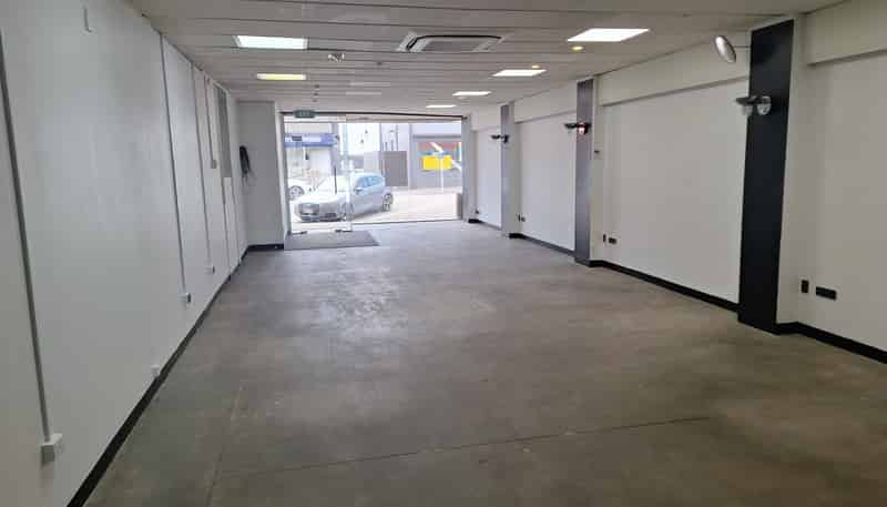 190-192 Devon Street East, New Plymouth