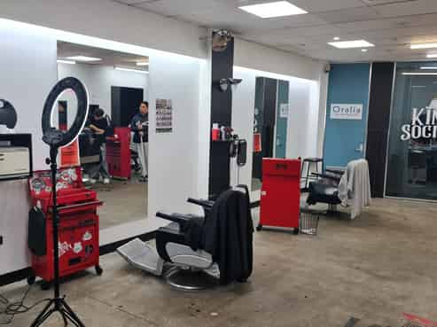 Tidy Retail Option on Devon Street East