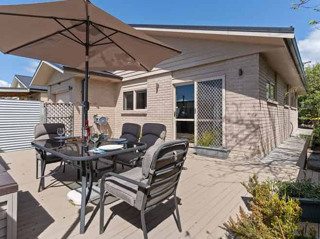 40 William Wong Place, Carterton