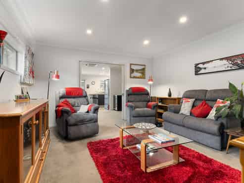 40 William Wong Place, Carterton