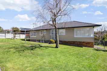 15 Hibiscus Place, Hillsborough