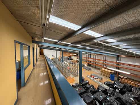 Centrally located warehouse with office amenities