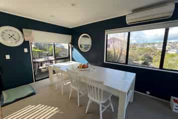 1/3 Fernlea Rise, Bayview