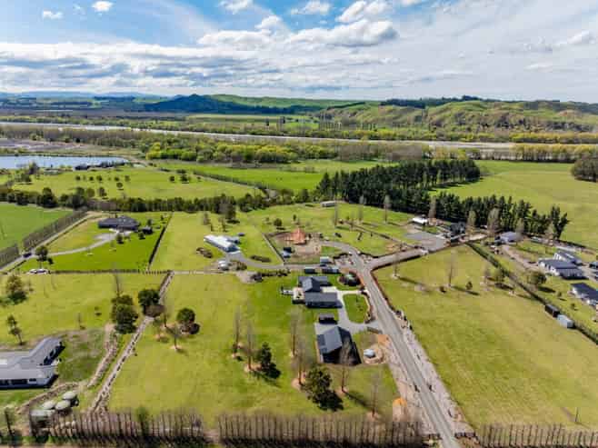 136 Kereru Road, Maraekakaho