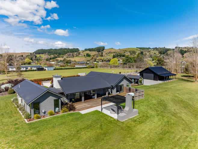 136 Kereru Road, Maraekakaho