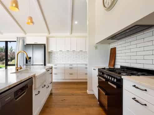 136 Kereru Road, Maraekakaho