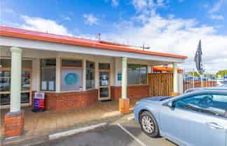 Prime waterfront office