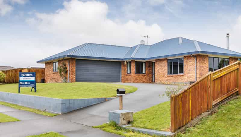 186 Pacific Drive, Fitzherbert