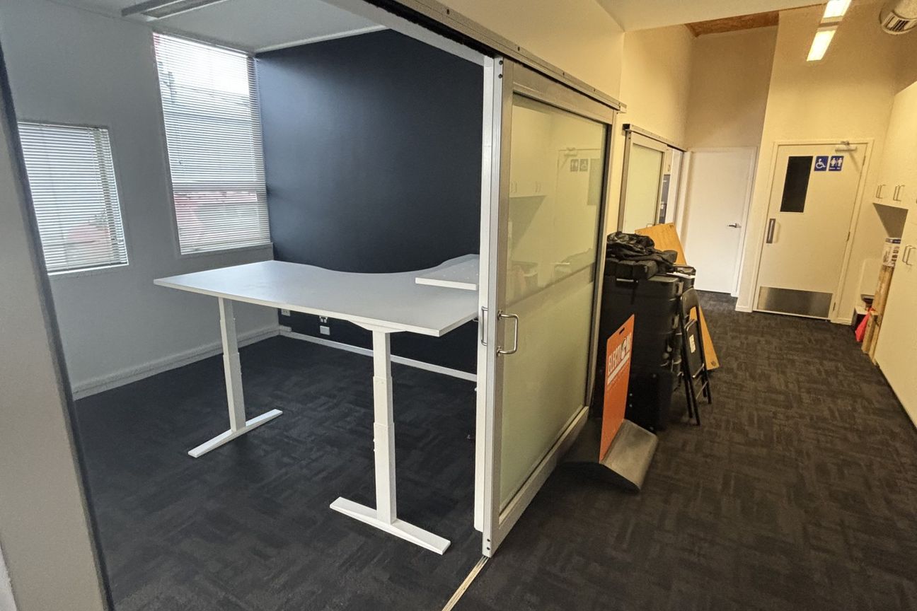 Main road retail/office opportunity – pohled 4