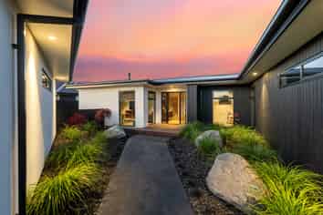 19 Frank Ernest Crescent, Prebbleton