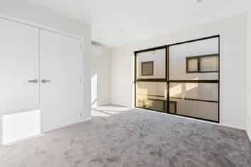 3/14 Williamson Avenue, Belmont