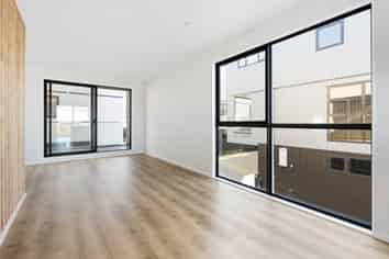 3/14 Williamson Avenue, Belmont