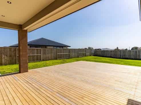 37 Kaurinui Crescent, One Tree Point