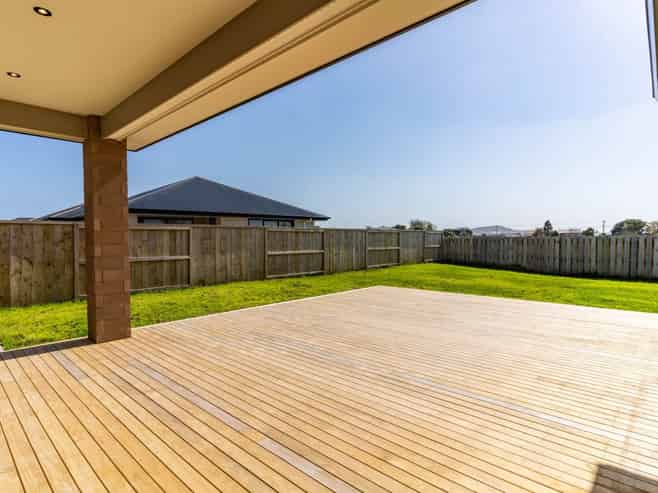37 Kaurinui Crescent, One Tree Point