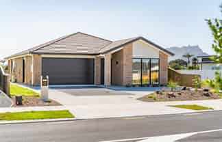 37 Kaurinui Crescent, One Tree Point