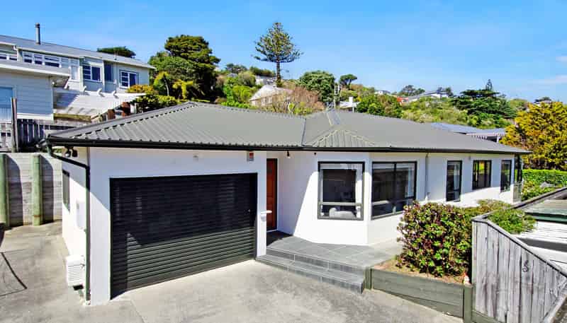 2/46 Burgess Road, Johnsonville