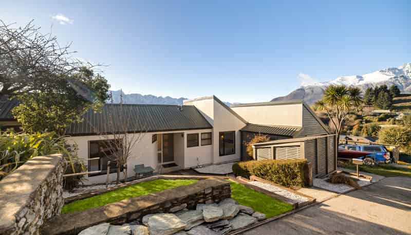 23 Greenstone Place, Fernhill
