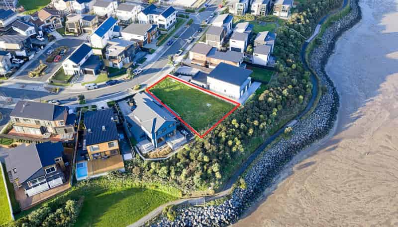 38 Picnic Point Road, Hobsonville