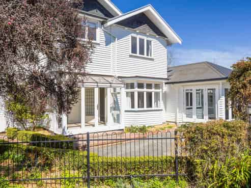 43 Tomes Road, Saint Albans