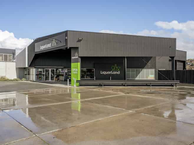 Tidy Central investment 5-Year Lease to Liquorland