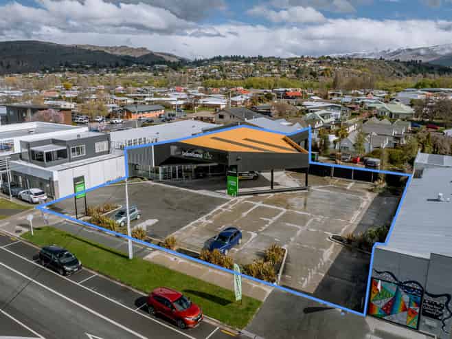 Tidy Central investment 5-Year Lease to Liquorland