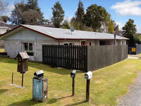 210 West Parkdale Street, Tokoroa