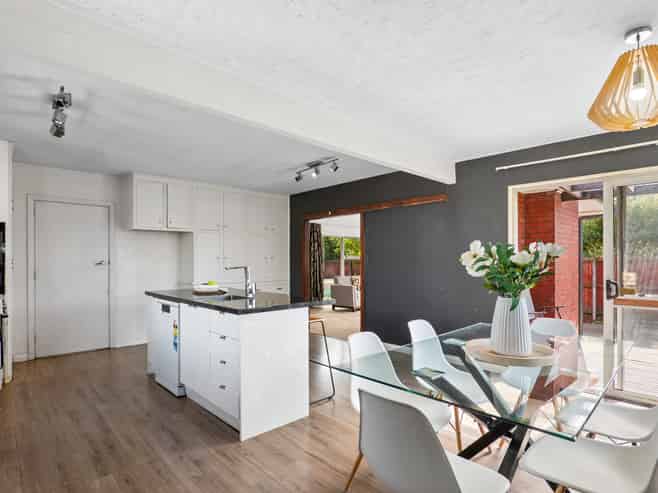 50 Gould Crescent, Woolston