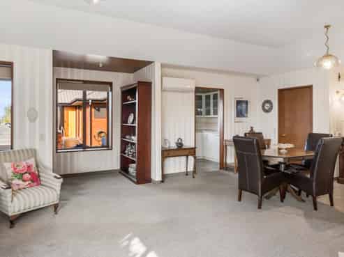 2/18 Selwyn Street, Maori Hill