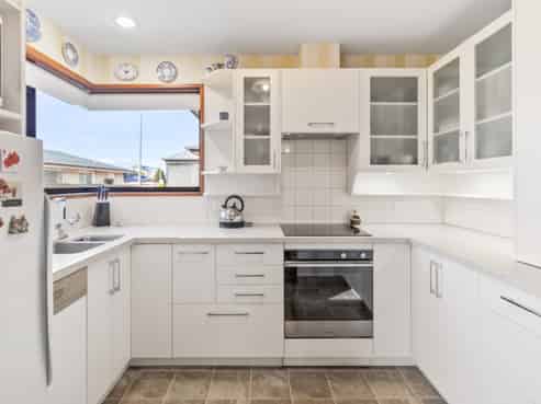 2/18 Selwyn Street, Maori Hill