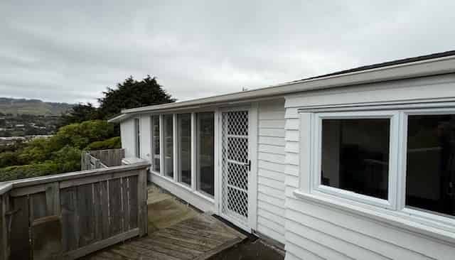 2/21 Olivia Crescent, Tawa