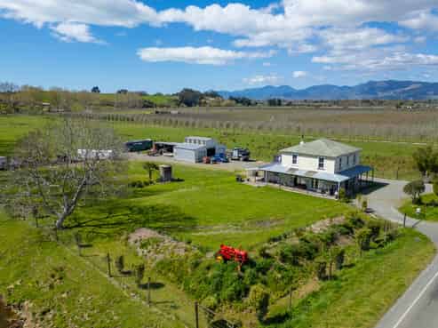 448 Moutere Highway, Redwood Valley