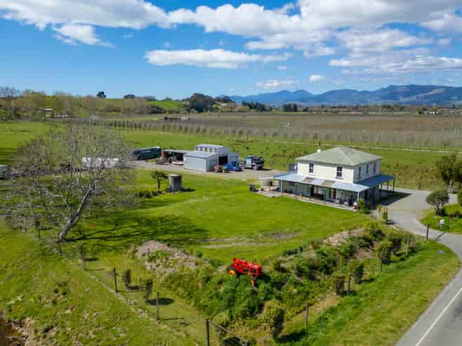 448 Moutere Highway, Redwood Valley