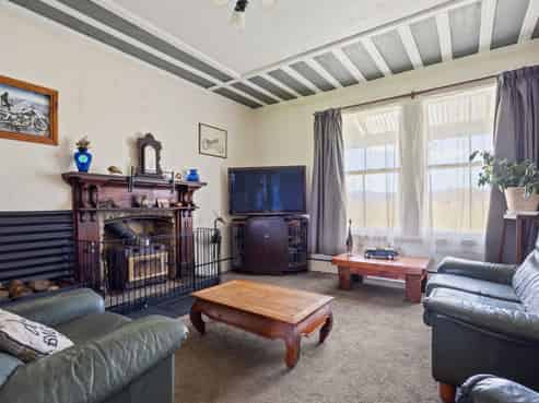 448 Moutere Highway, Redwood Valley