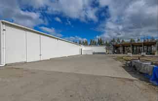 Large scale storage/warehousing (in receivership)