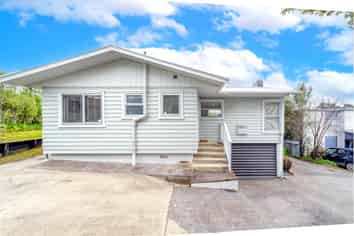 10 Saffron Street, Birkdale