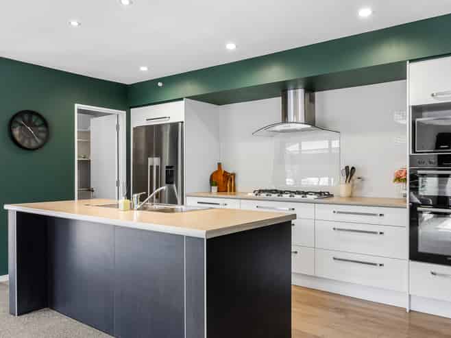 69 Inwoods Road, Parklands