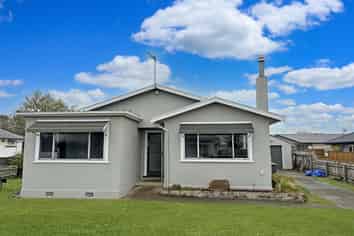 33a McPhee Street, Dannevirke