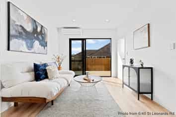 4/40 St Leonards Road, Kelston