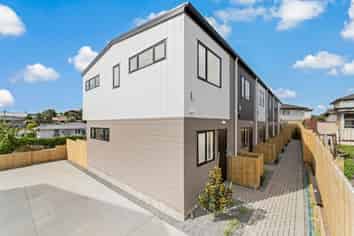 6/40 St Leonards Road, Kelston