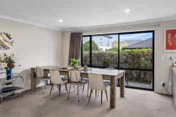21 Woodhaven Place, Parklands