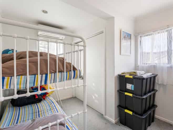 4 Ocean View Road, Weymouth