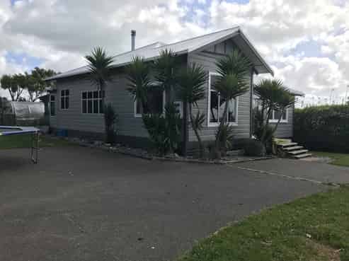 Taranaki - Address withheld