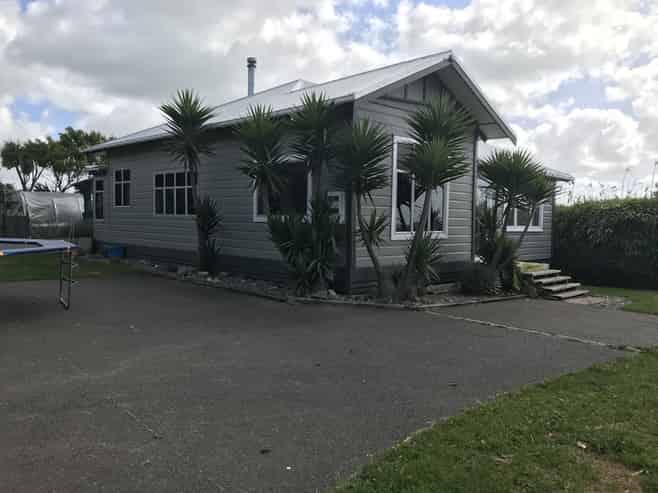 Taranaki - Address withheld