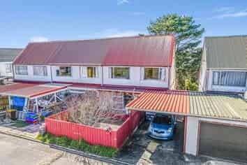 19 Hollydale Grove, Churton Park