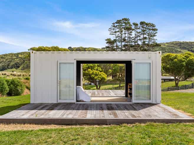 1/33 Pukenui Drive, Mahia